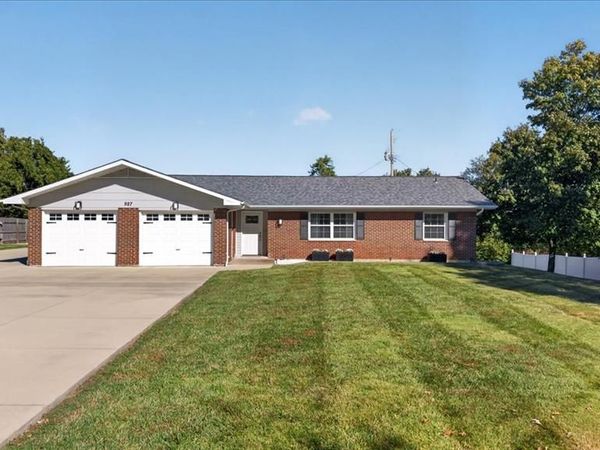 927 Country Haven Drive , Imperial, MO 63052
