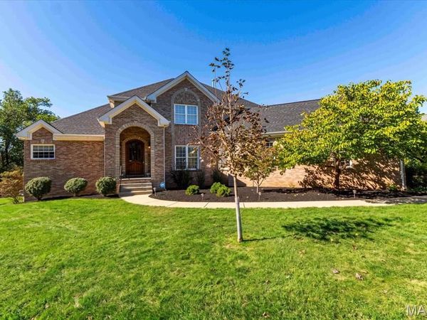 15338 Schoettler Estates Drive, Chesterfield, MO 63017