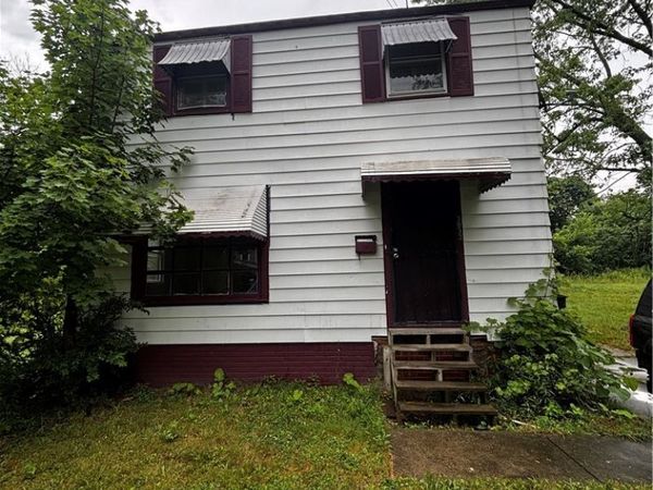 3833 E 144th Street , Cleveland, OH 44128