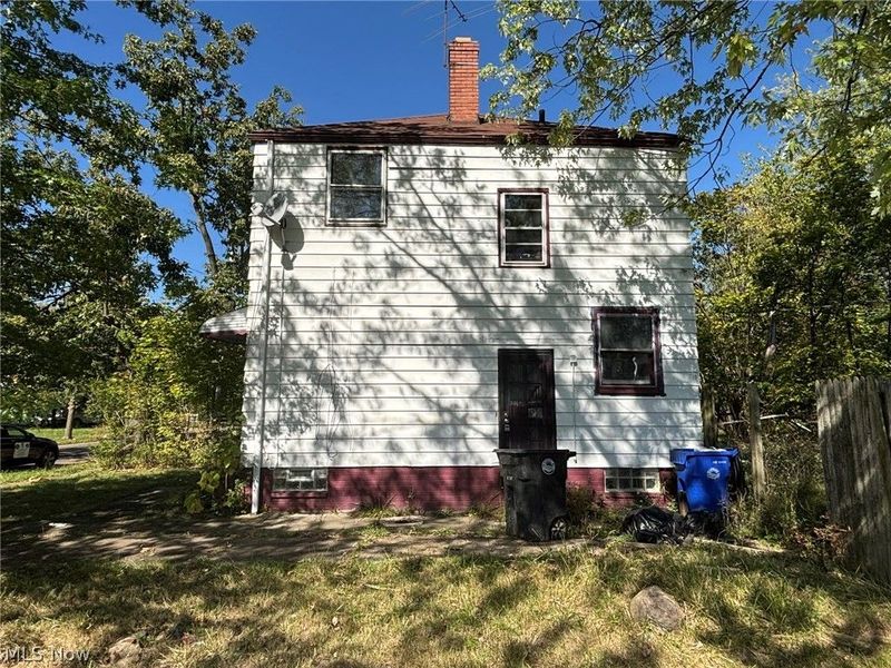 3833 E 144th Street, Cleveland, OH 44128 Photo 2