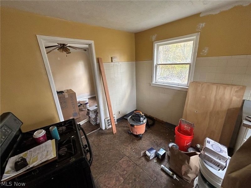 3833 E 144th Street, Cleveland, OH 44128 Photo 6