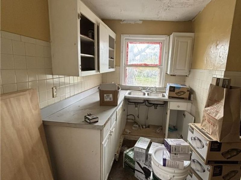 3833 E 144th Street, Cleveland, OH 44128 Photo 7