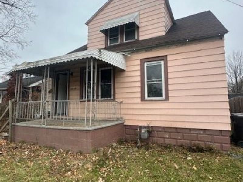 4678 E 147th Street, Cleveland, OH 44128 Photo 2