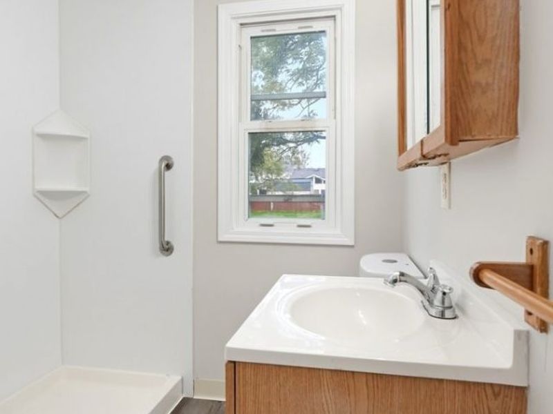 742 Northfield Road, Bedford, OH 44146 Photo 8