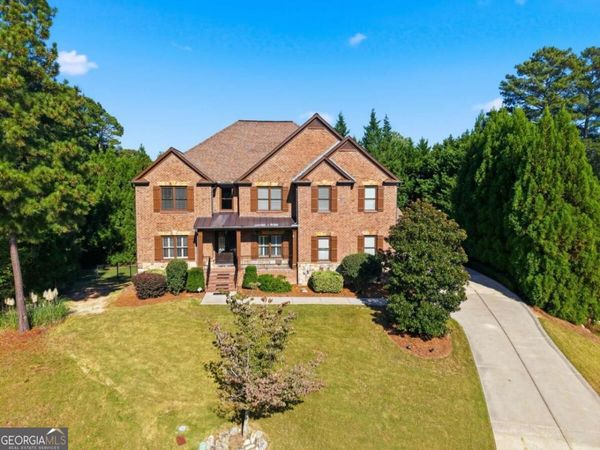 605 Settles Brook Court, Suwanee, GA 30024