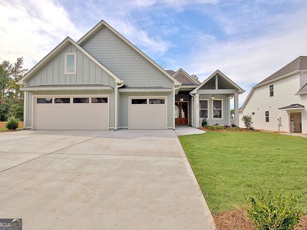 95 Loring Lane, Senoia, GA 30276
