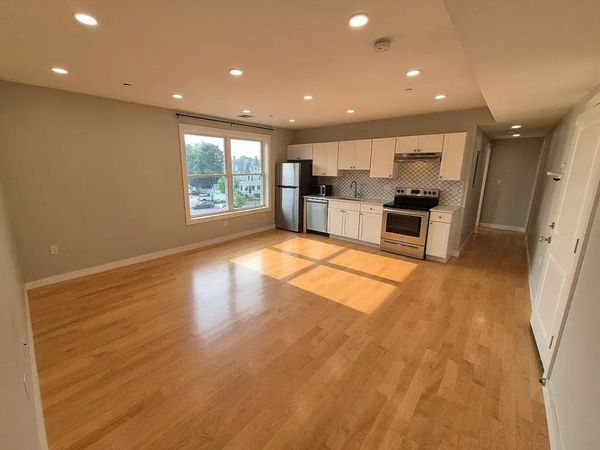 344 Salem St, Unit 2, Medford, MA 02155