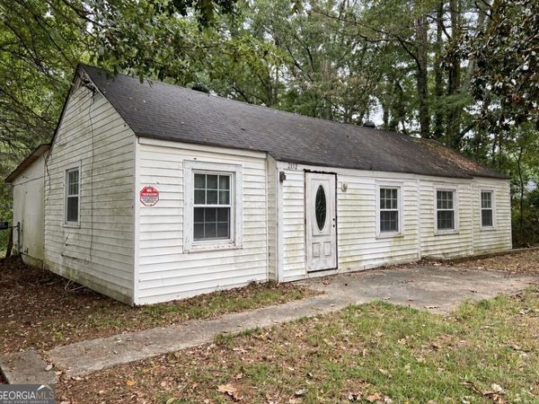 2152 Wesley Chapel Road, Decatur, GA 30035