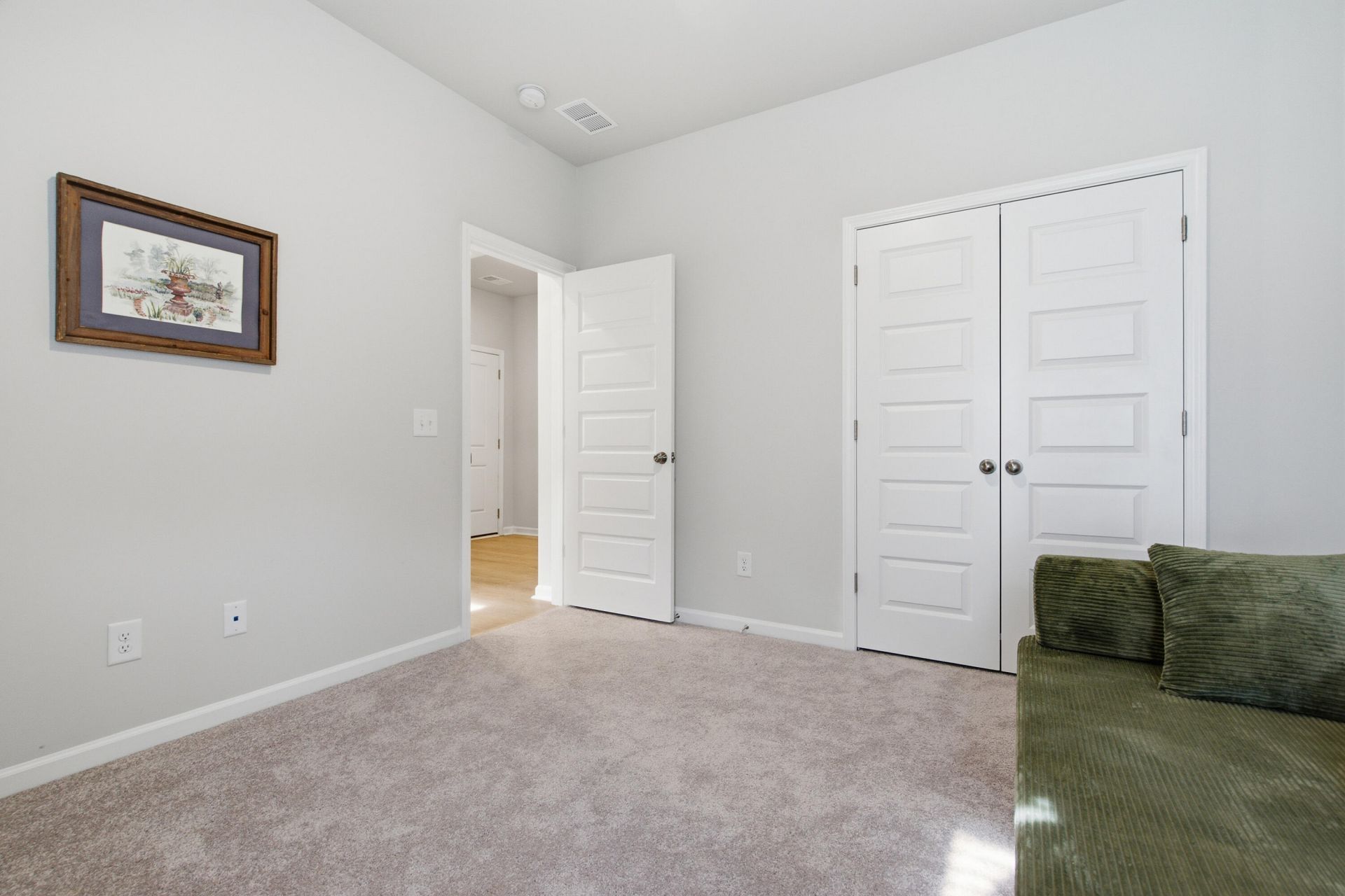 66 Red Bluff Street Photo 31