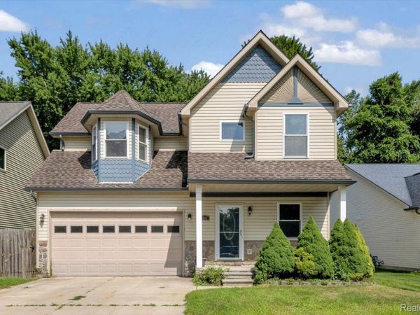 9399 Oakdale Street , Clay Township, Mi 48001