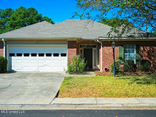 234 Commonwealth Avenue, Brandon, MS 39047
