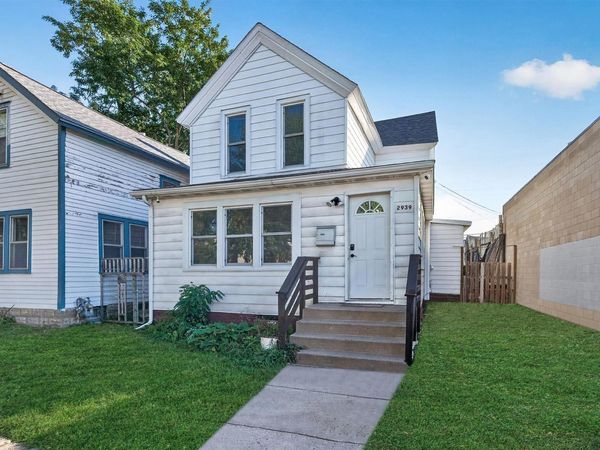 2939 30th Avenue S, Minneapolis, MN 55406