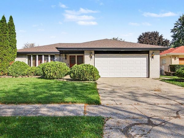 1132 E 166th Place , South Holland, IL 60473