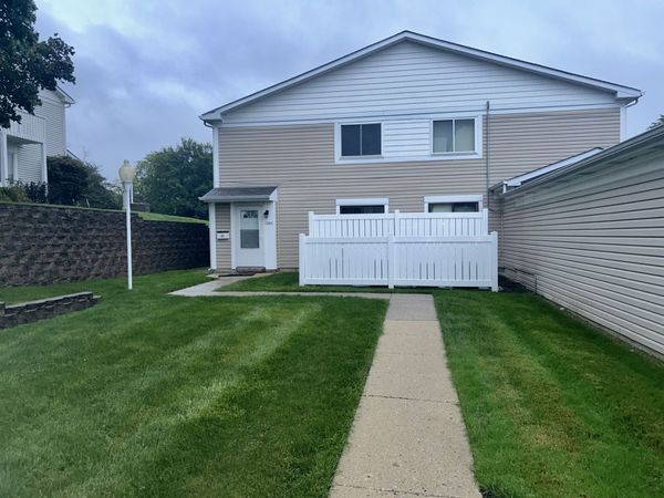 1505 Cornell Court , Unit 2E, Hoffman Estates, IL 60169