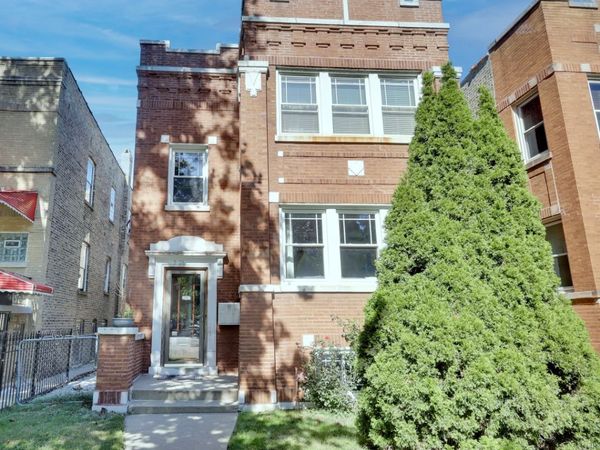 3626 W Cornelia Street, Chicago, IL 60618