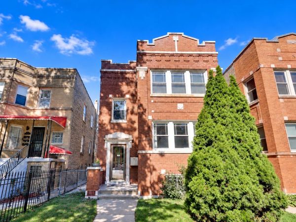 3626 W Cornelia Street, Chicago, IL 60618