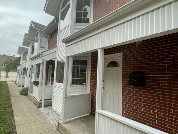 309 Elgin Avenue , Unit D, Forest Park, IL 60130
