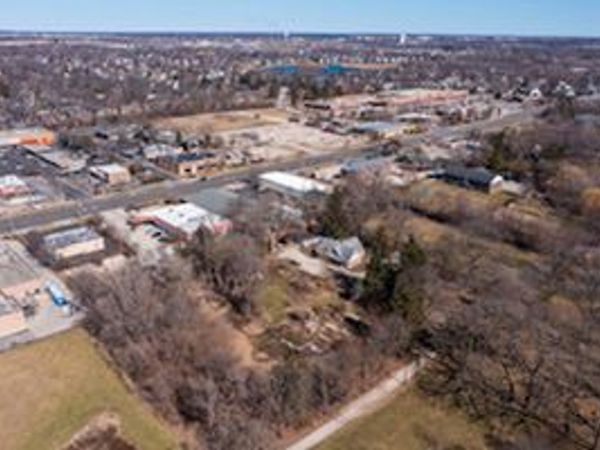 900 Grand Avenue, Elgin, IL 60120