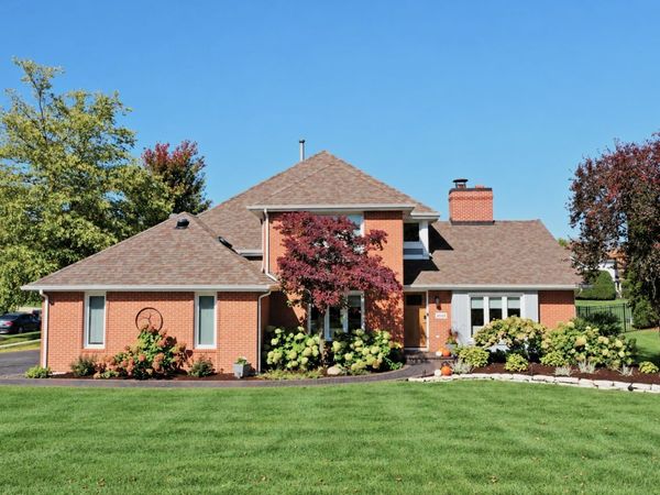 8948 Charrington Drive, Frankfort, IL 60423