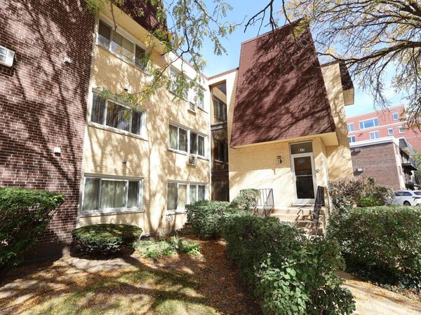677 S RIVER Road , Unit 2A, Des Plaines, IL 60016