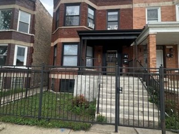 6804 S Champlain Avenue, Unit 1, Chicago, IL 60637