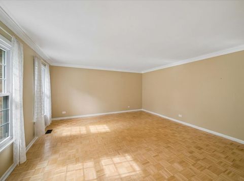 Main Photo