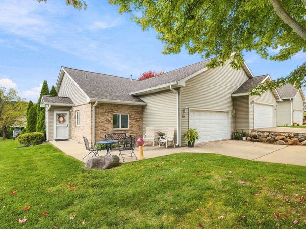 2518 Reynolds Manor Drive , Unit 1, Ottawa, IL 61350