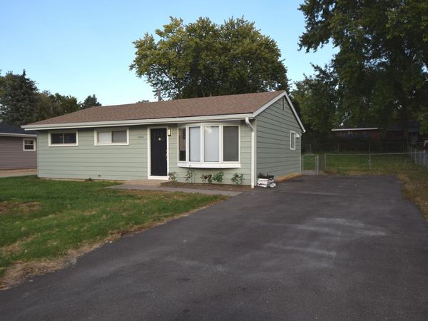 2408 Driftwood Drive , Holiday Hills, IL 60051