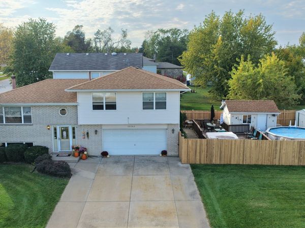 25742 S Mccorkle Avenue , Monee, IL 60449