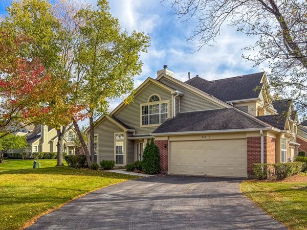 343 Ashford Circle , Unit 1, Bartlett, IL 60103
