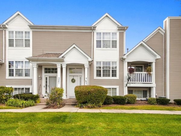 3463 Silver Leaf Drive , Joliet, IL 60431