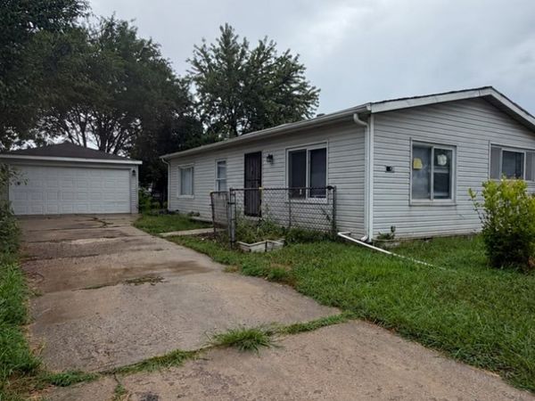 2247 Astor Street , Sauk Village, IL 60411