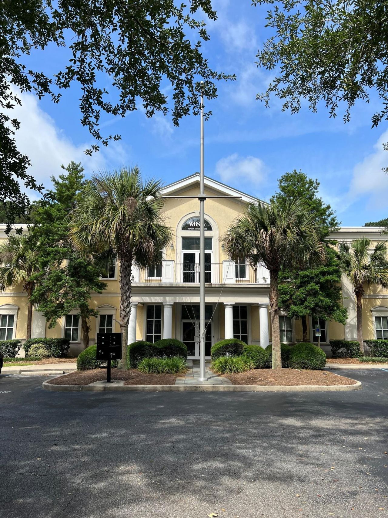 550 Long Point Road  Photo 10