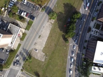 Mount Pleasant Street , Charleston, SC 29403