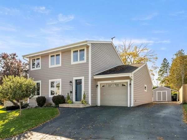 5614 E Peninsula Dr DRIVE, Waterford, WI 53185