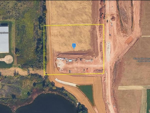 762 Tower Dr, WI 53021