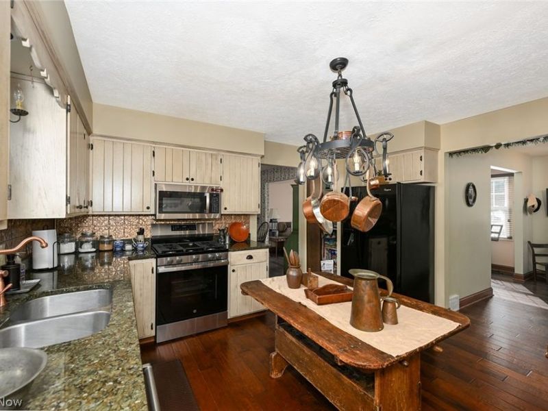 2037 54th Street NE, Canton, OH 44705 Photo 13