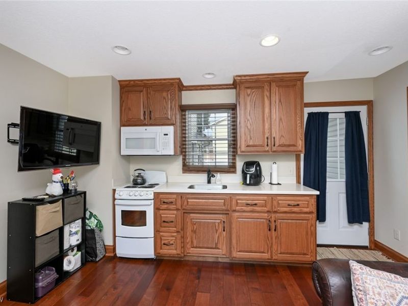 2037 54th Street NE, Canton, OH 44705 Photo 17