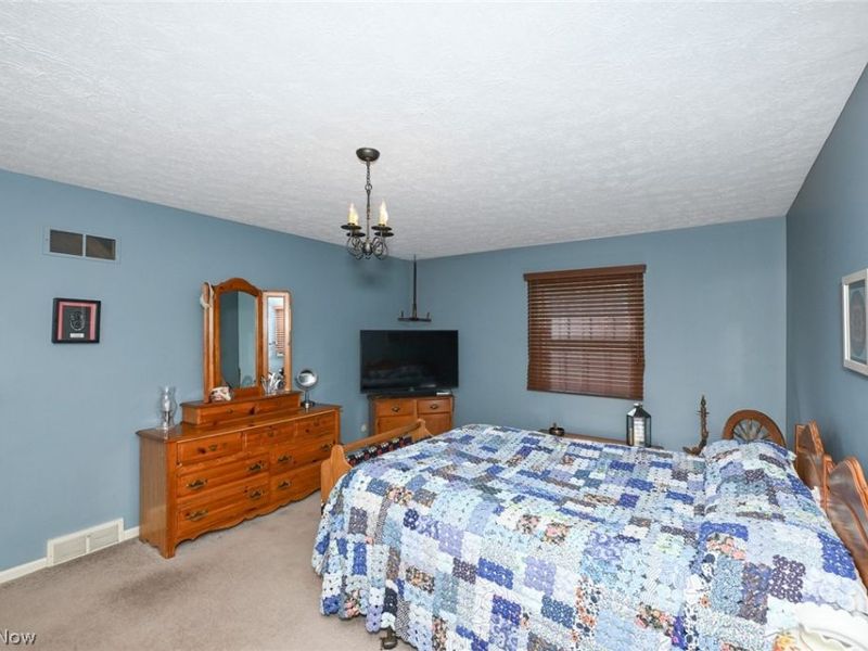 2037 54th Street NE, Canton, OH 44705 Photo 26