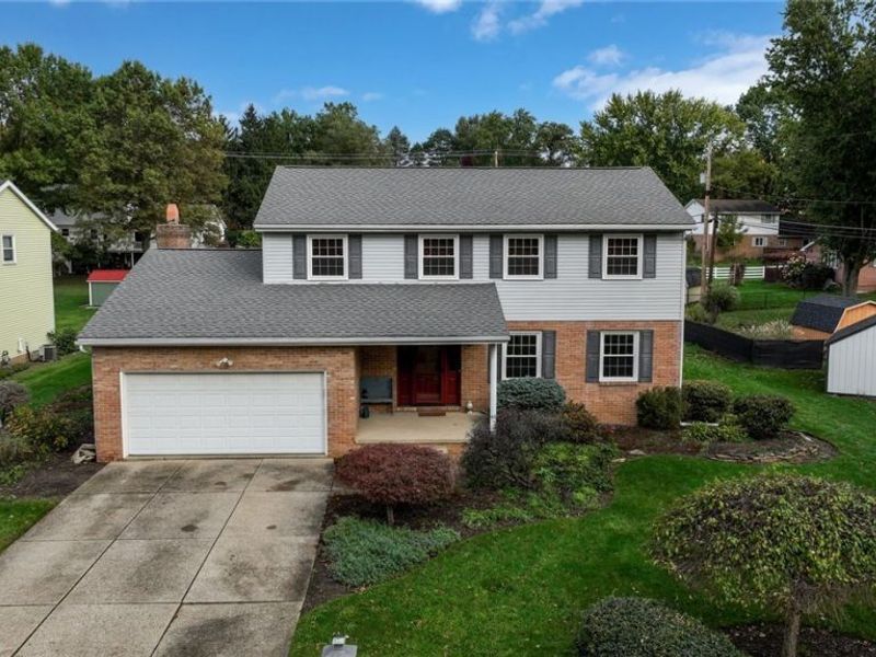 2037 54th Street NE, Canton, OH 44705 Photo 3