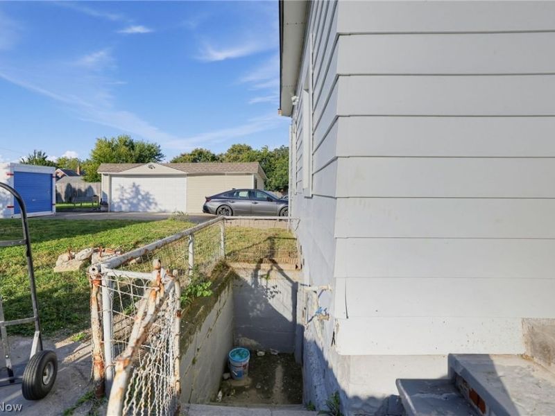 13119 Bennington Avenue, Cleveland, OH 44135 Photo 11