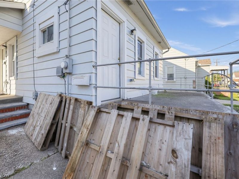 13119 Bennington Avenue, Cleveland, OH 44135 Photo 6