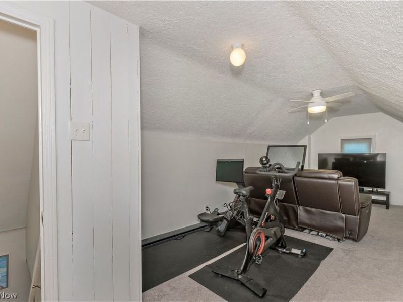 1127 Gordon Road, Lyndhurst, OH 44124 Photo 17