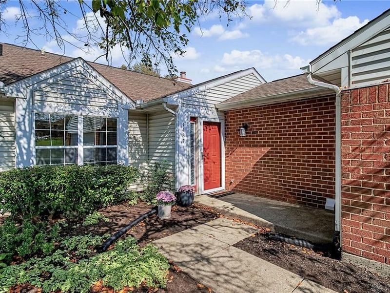 1487 Eagle Highlands Drive, Fairborn, OH 45324 Photo 2