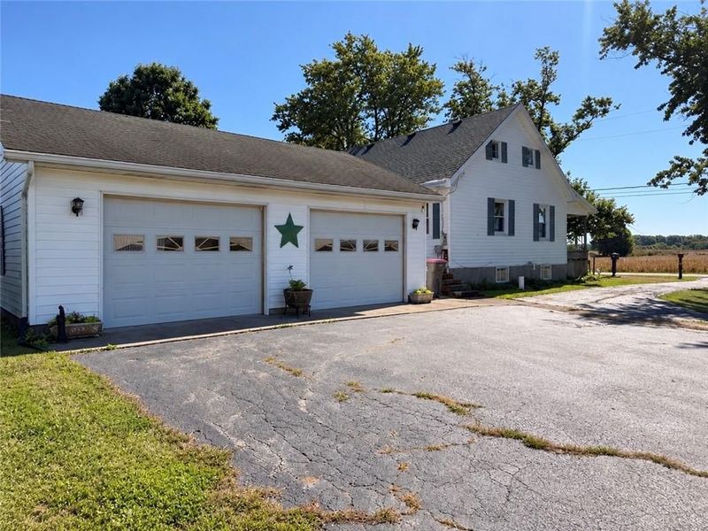 9732 New Harrison Bradford Road, Bradford, OH 45308 Photo 6