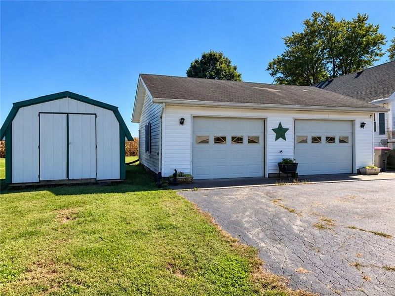 9732 New Harrison Bradford Road, Bradford, OH 45308 Photo 7