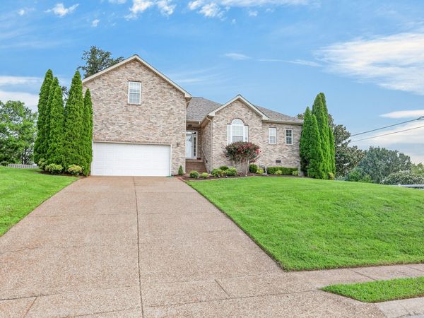 1738 Dryden Dr , Spring Hill, TN 37174