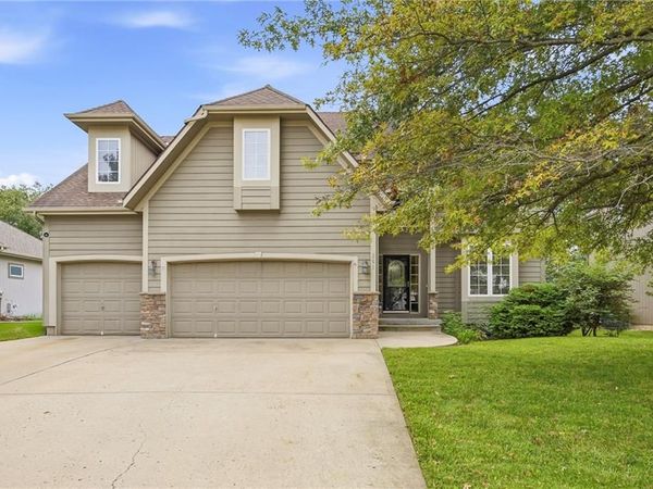 361 W Westhoff Place, Gardner, KS 66030