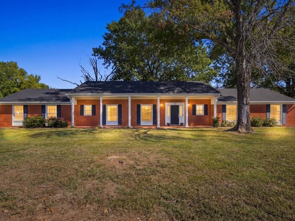 1936 Memorial Drive , Claremore, OK 74017