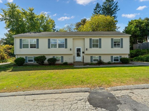 12 Pearl St, Auburn, MA 01501